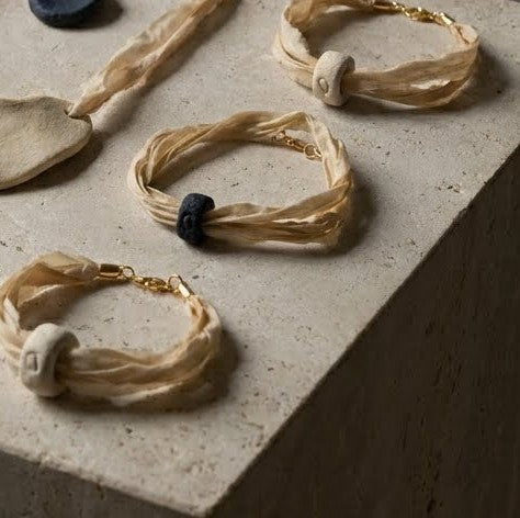 Sassolino Black Beige